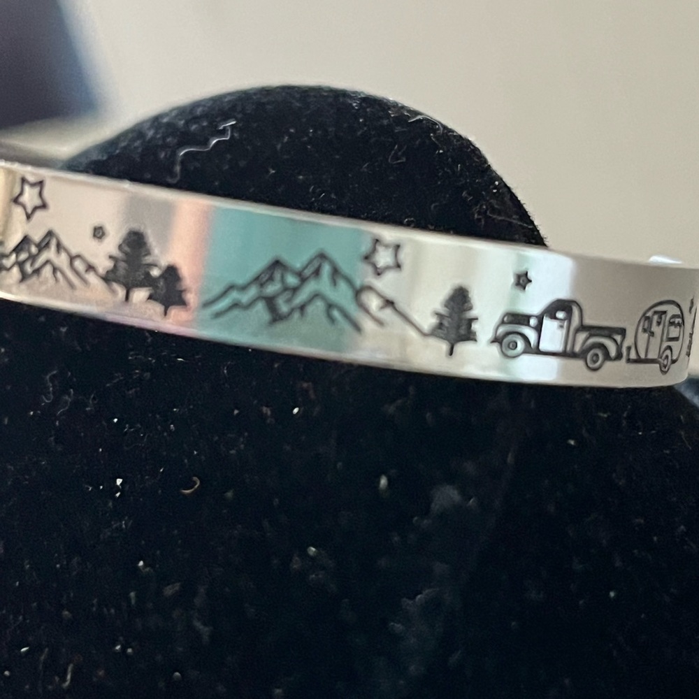Happy Camper Wilderness Edition Cuff Bracelet - Aluminum - Brand New - Picture 6 of 15